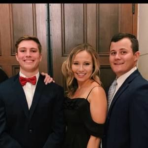 Meet your Posher, Kara